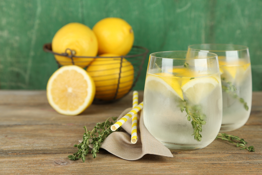 Zitronenwasser